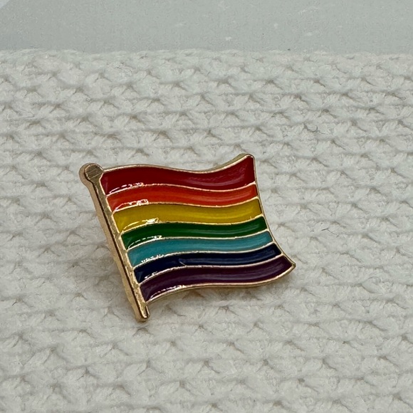 3/$15 LGBTQ Pride Rainbow Flag Pin Brooch - Picture 2 of 5